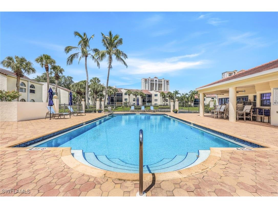 6515 Valen Way #H101 Naples FL 34108 225063062 image17