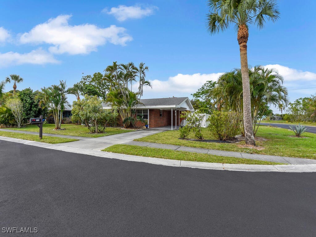 6516 Winkler Road Fort Myers FL 33919 225018781 image1