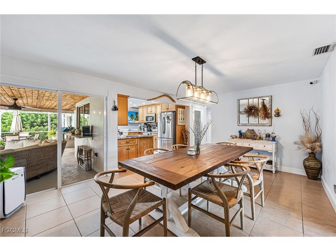 6519 E Town And River Road Fort Myers FL 33919 2025023948 image11