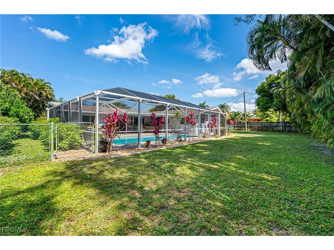 6519 E Town And River Road Fort Myers FL 33919 2025023948 image35