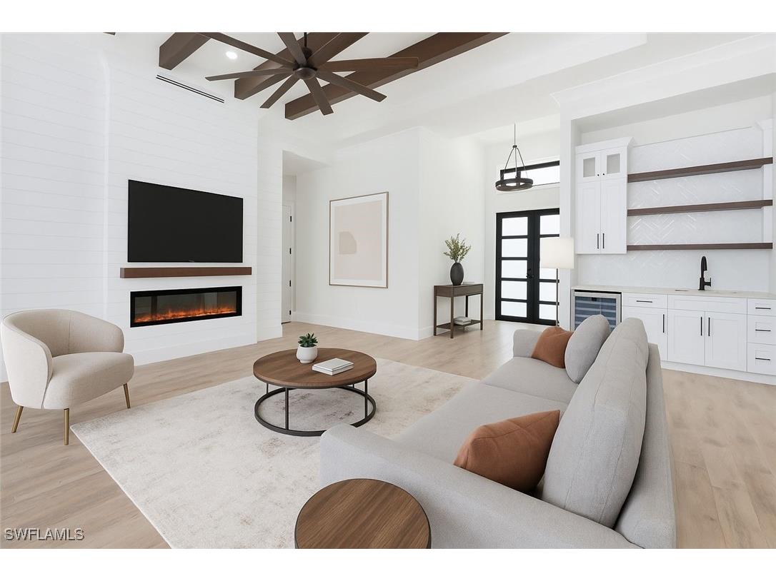 652 15th Street SW Naples FL 34117 225068498 image4