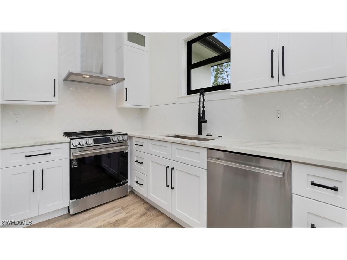 652 15th Street SW Naples FL 34117 225068498 image43