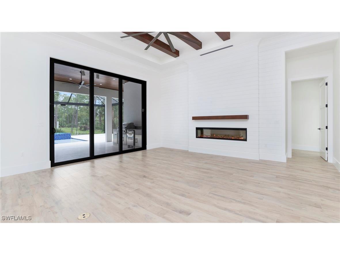 652 15th Street SW Naples FL 34117 225068498 image9