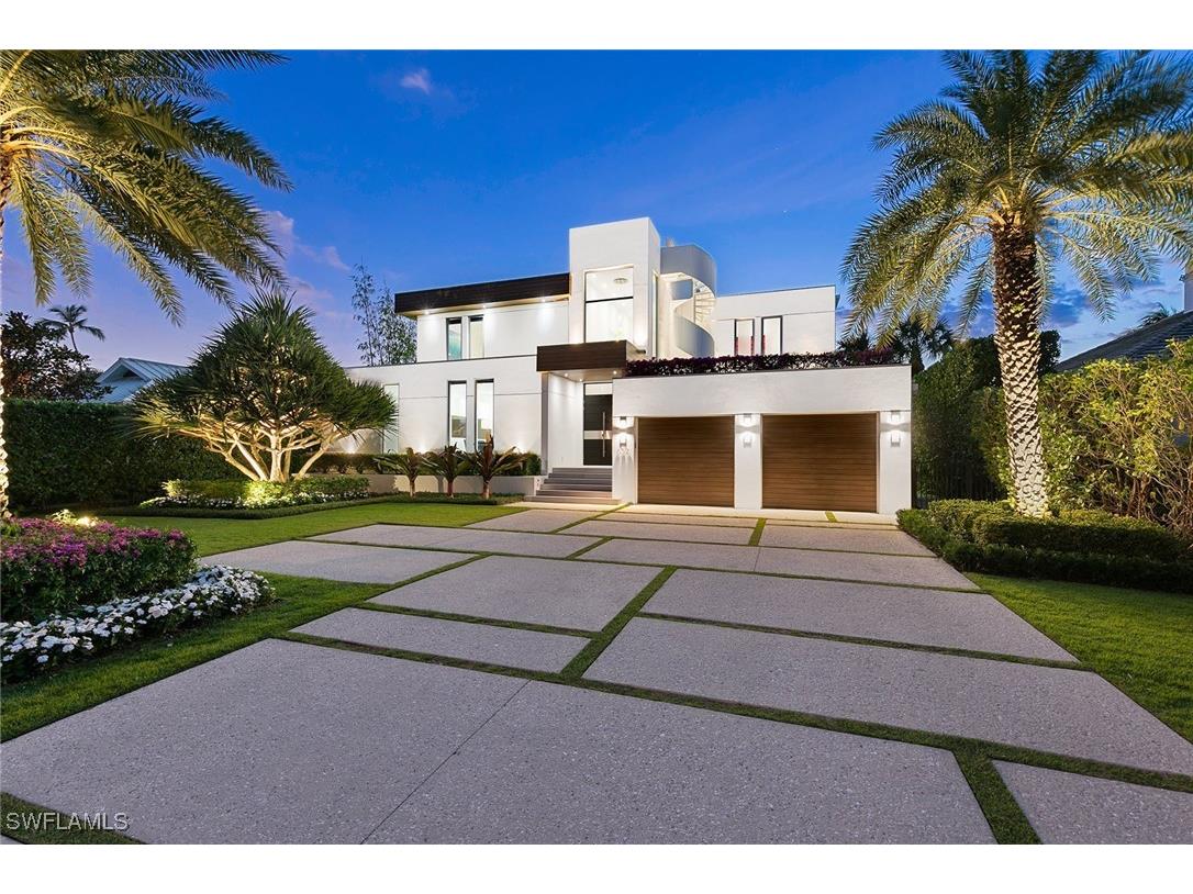 652 Bougainvillea Road Naples FL 34102 225065717 image1