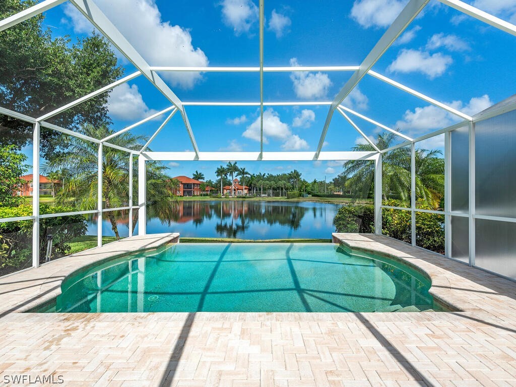 6521 Castlelawn Place Naples FL 34113 224040650 image1