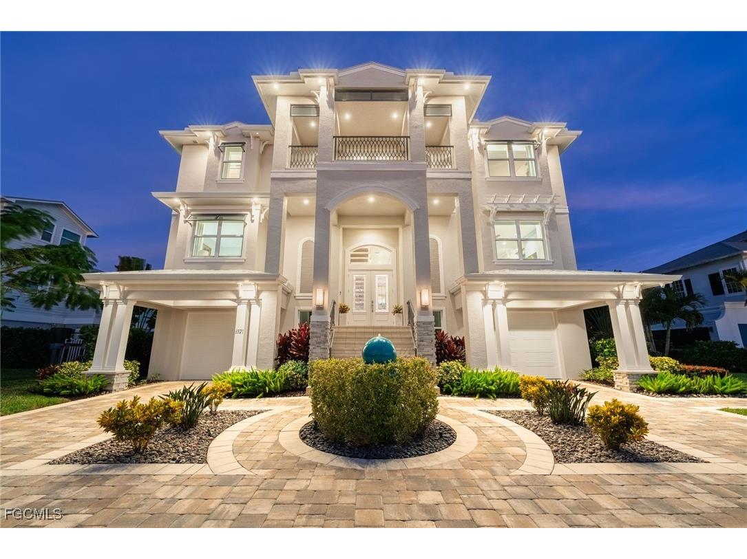 6521 Jacobs Drive Fort Myers FL 33908 2025020243 image2