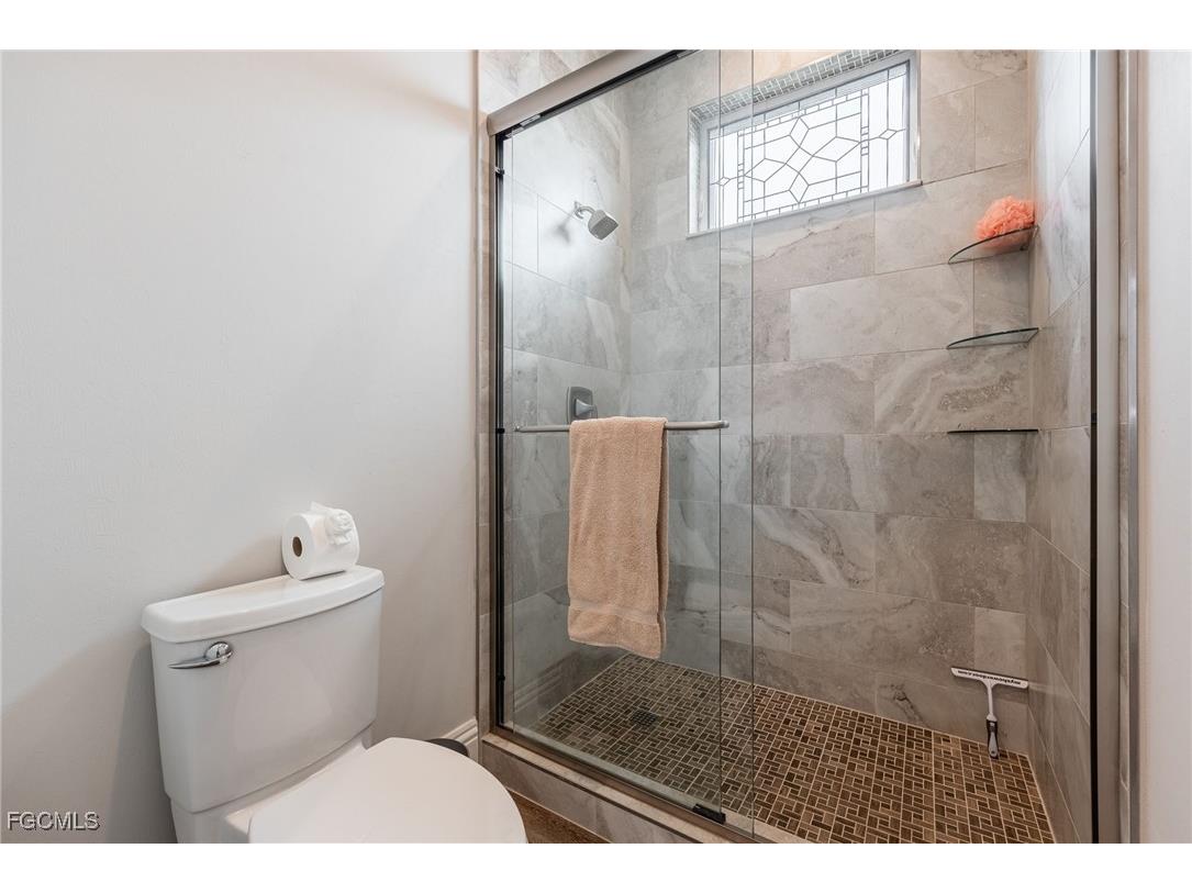 6521 Jacobs Drive Fort Myers FL 33908 2025020243 image29