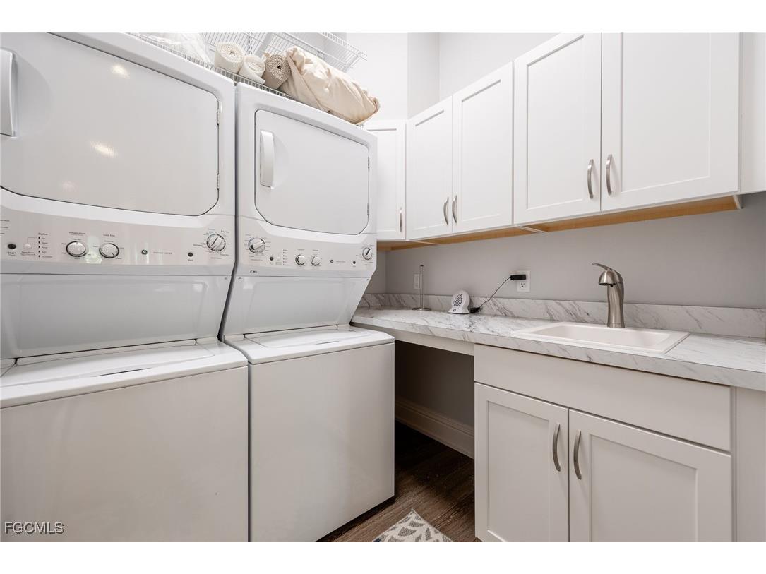 6521 Jacobs Drive Fort Myers FL 33908 2025020243 image31