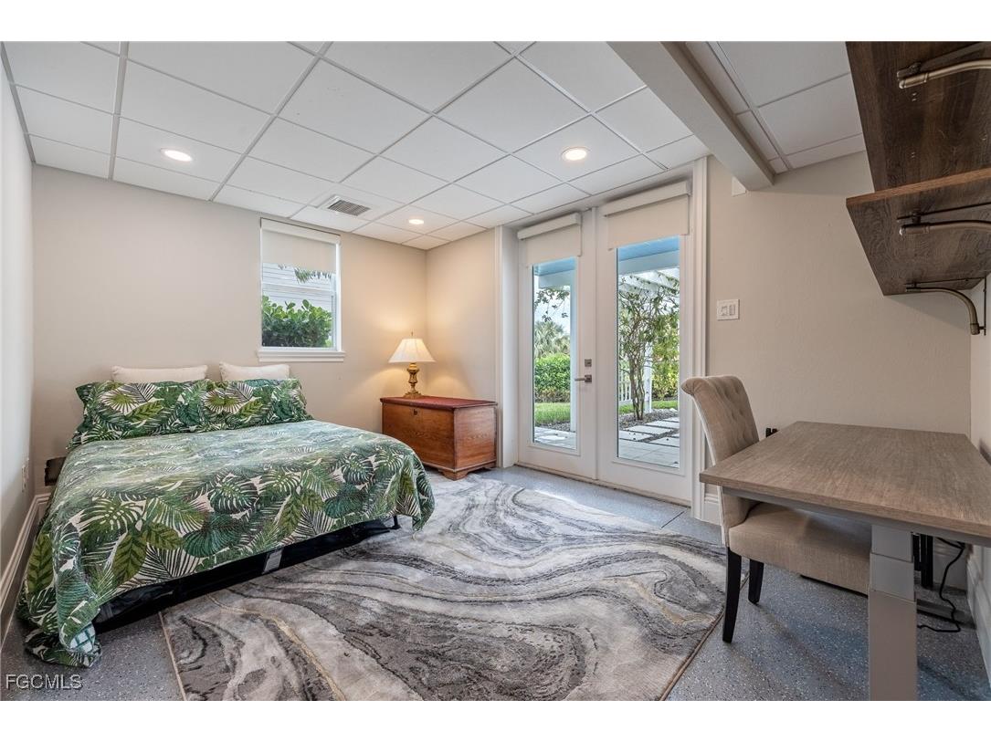 6521 Jacobs Drive Fort Myers FL 33908 2025020243 image34