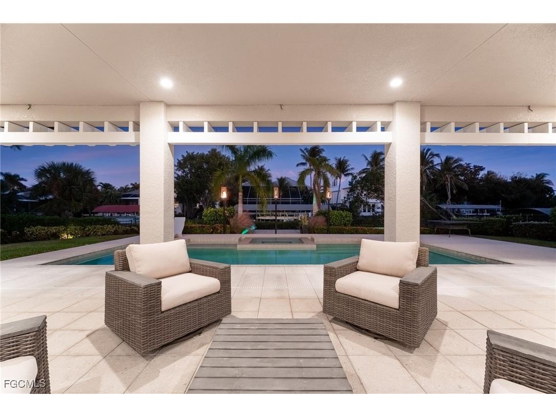 6521 Jacobs Drive Fort Myers FL 33908 2025020243 image41