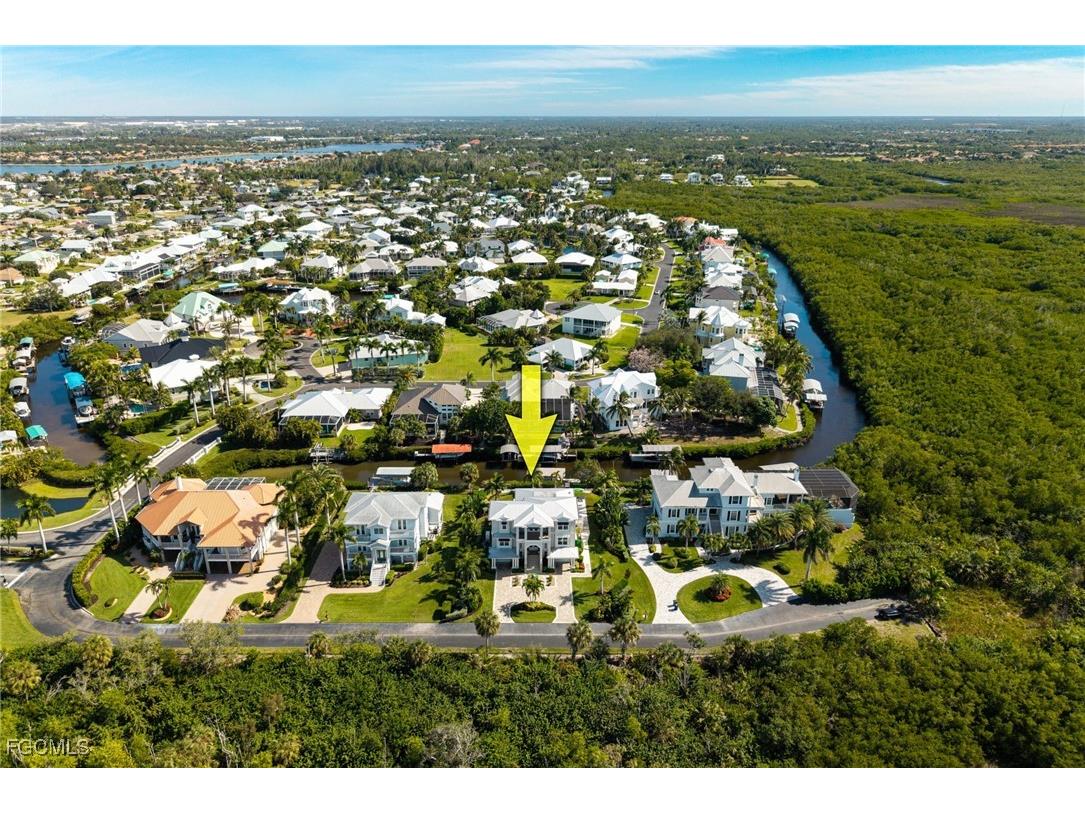 6521 Jacobs Drive Fort Myers FL 33908 2025020243 image48