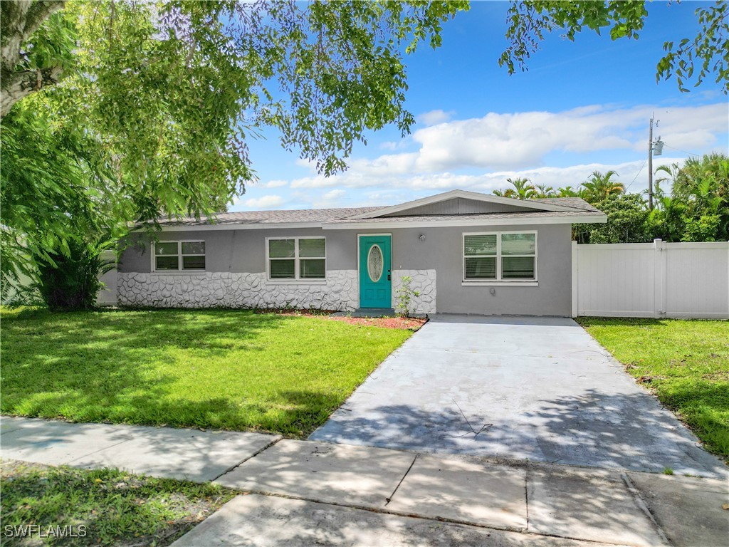 6524 Converse Street Fort Myers FL 33919 224061628 image1