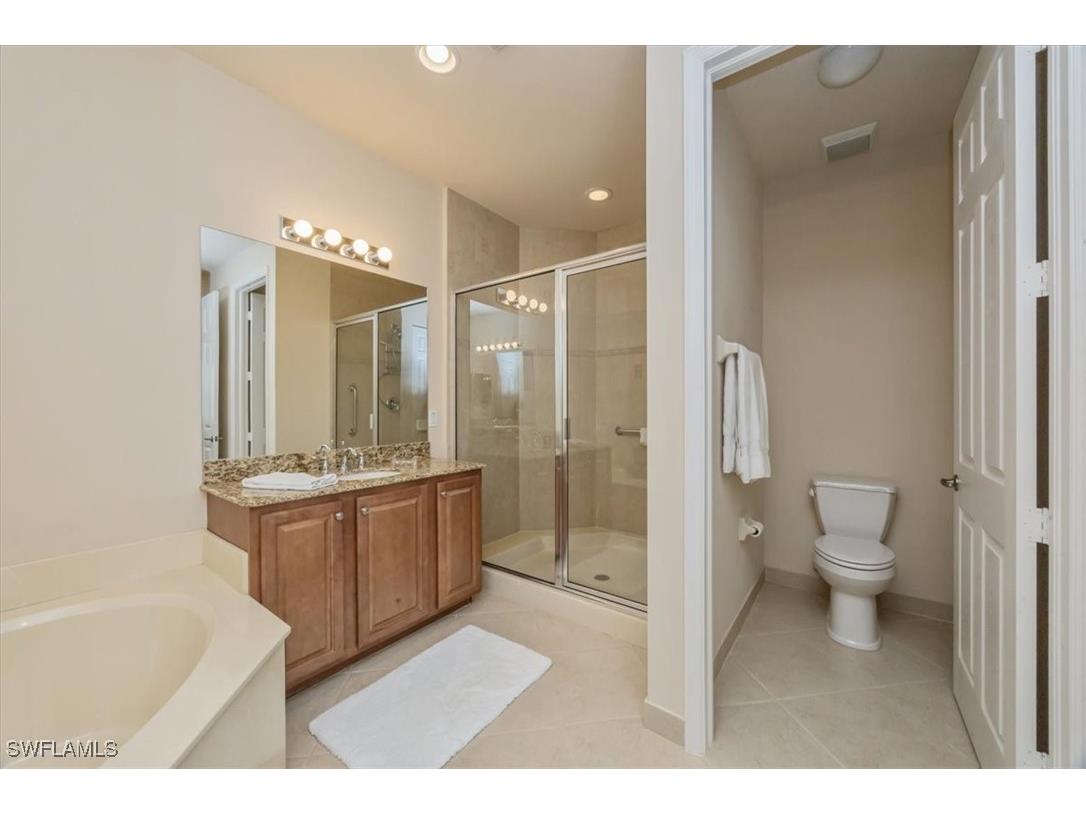 6525 Monterey Point #201 Naples FL 34105 225078061 image16