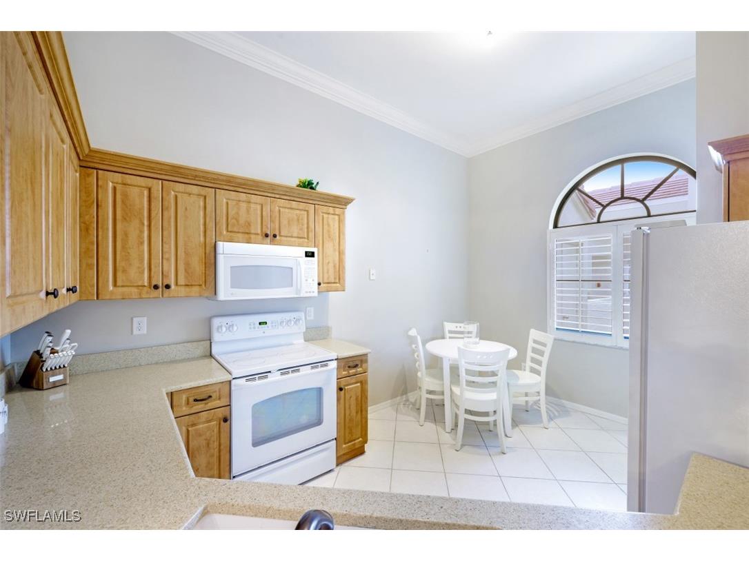 6525 Valen Way #D-302 Naples FL 34108 225077835 image10