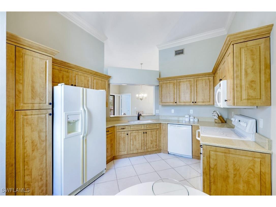 6525 Valen Way #D-302 Naples FL 34108 225077835 image3