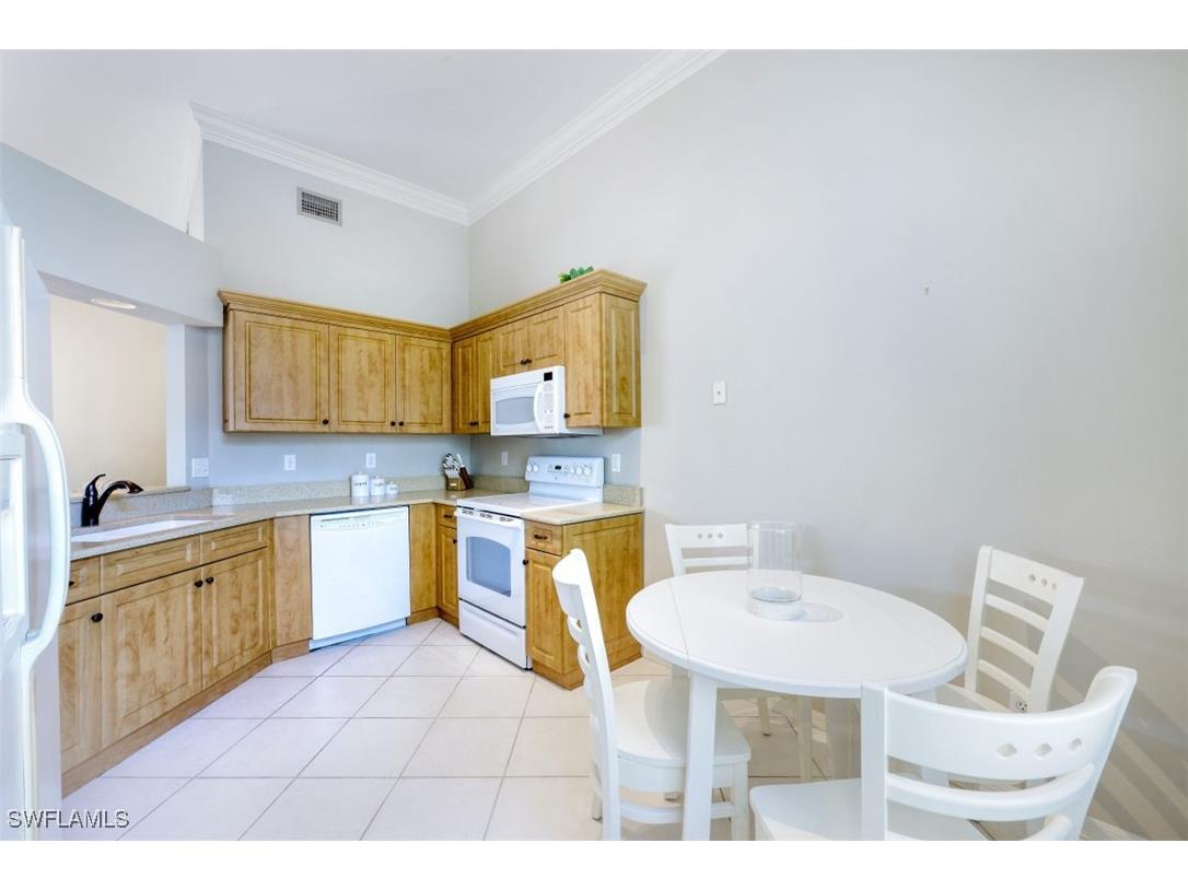 6525 Valen Way #D-302 Naples FL 34108 225077835 image9