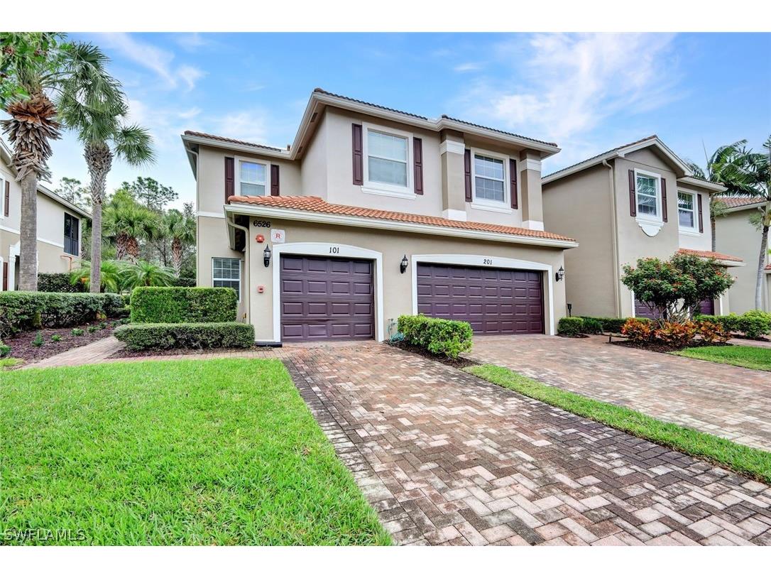 6526 Monterey Point #101 Naples FL 34105 224032033 image1