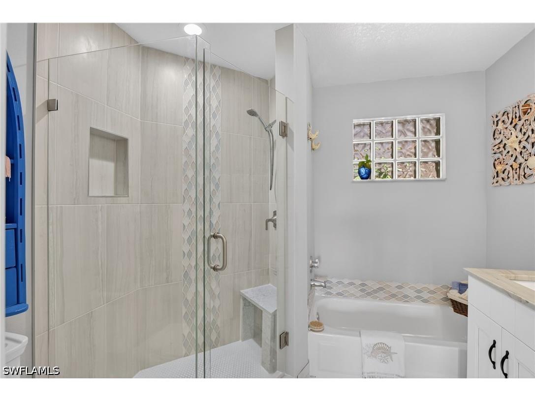6528 Huntington Lakes Circle #202 Naples FL 34119 226022986 image28