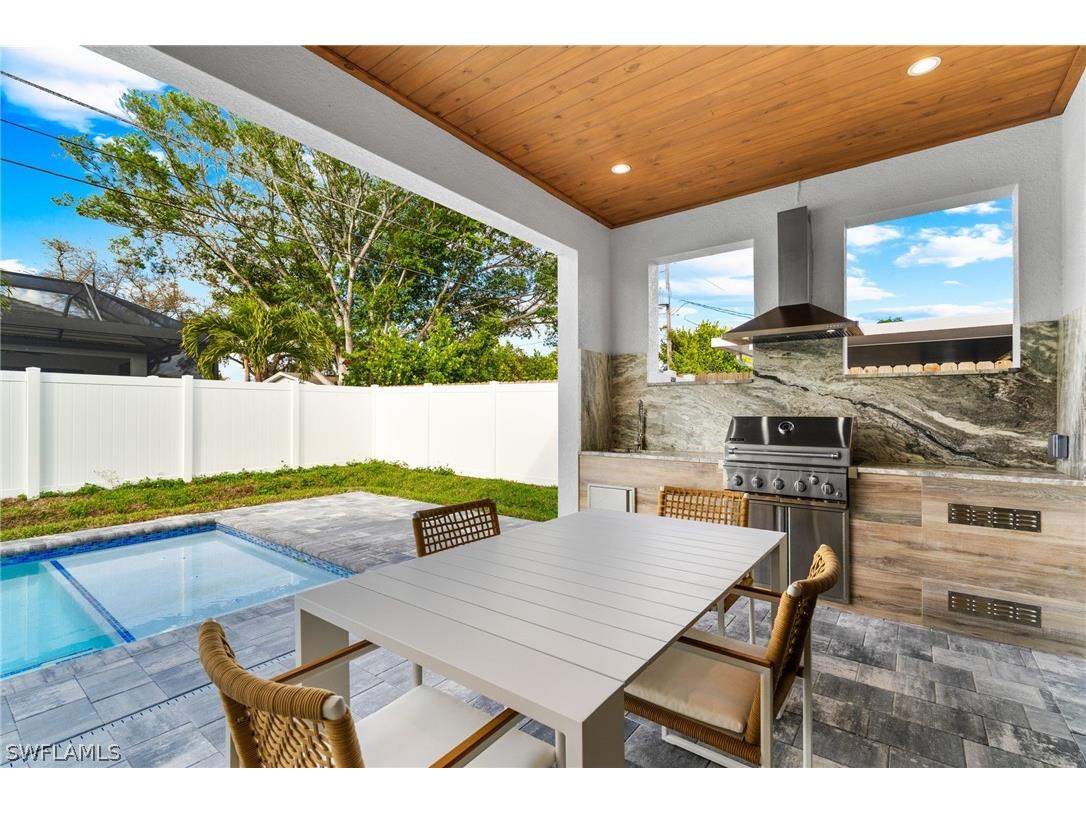 653 107th Avenue N Naples FL 34108 226009928 image2