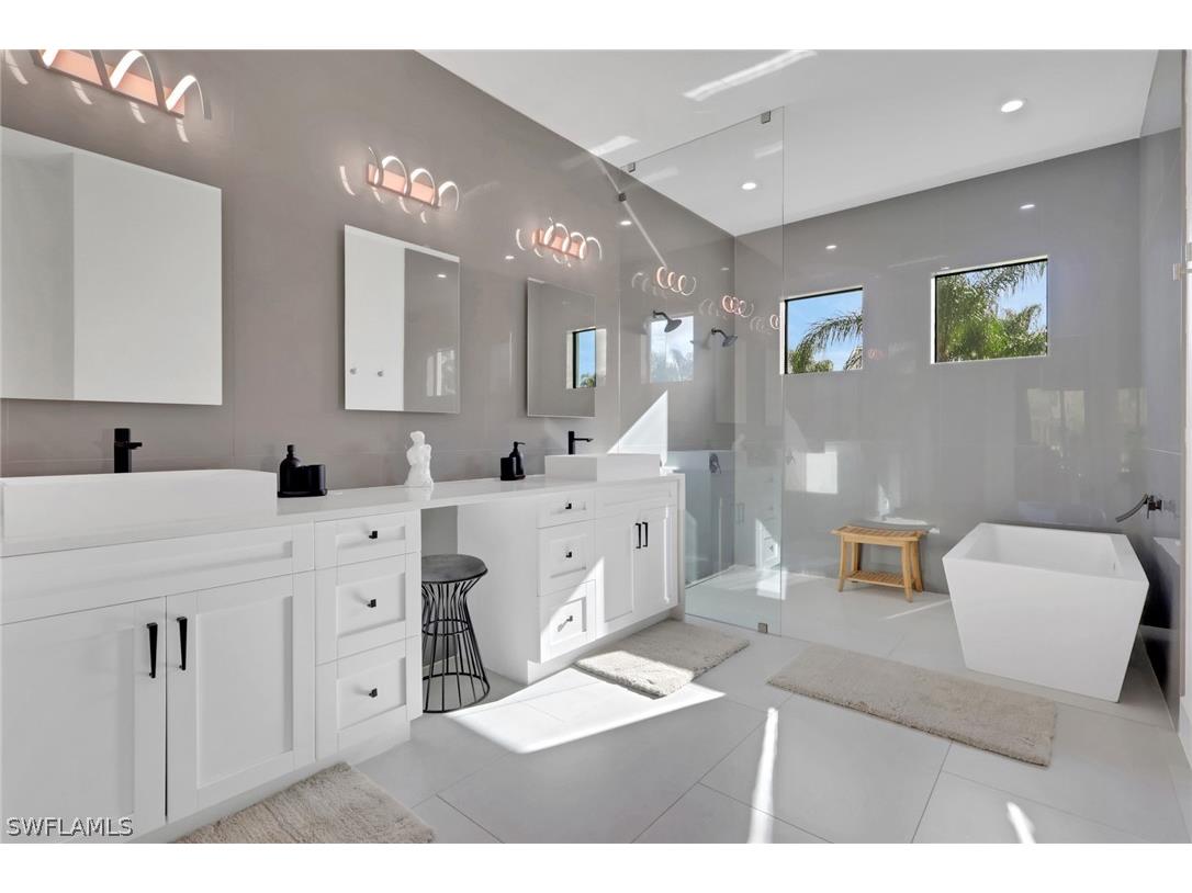 653 23rd Street SW Naples FL 34117 226004540 image23