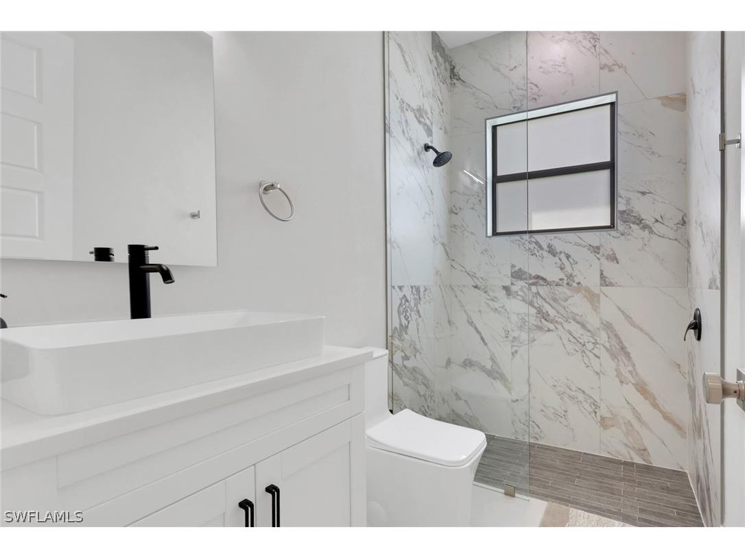 653 23rd Street SW Naples FL 34117 226004540 image32