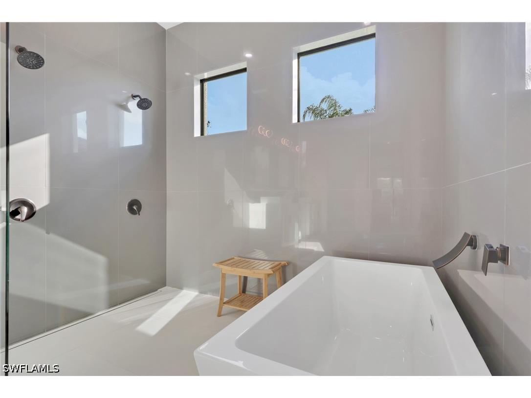 653 23rd Street SW Naples FL 34117 226021946 image25