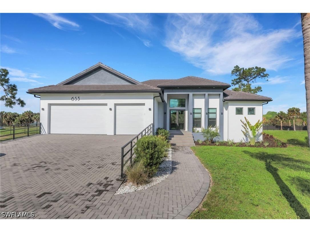 653 23rd Street SW Naples FL 34117 226021946 image4