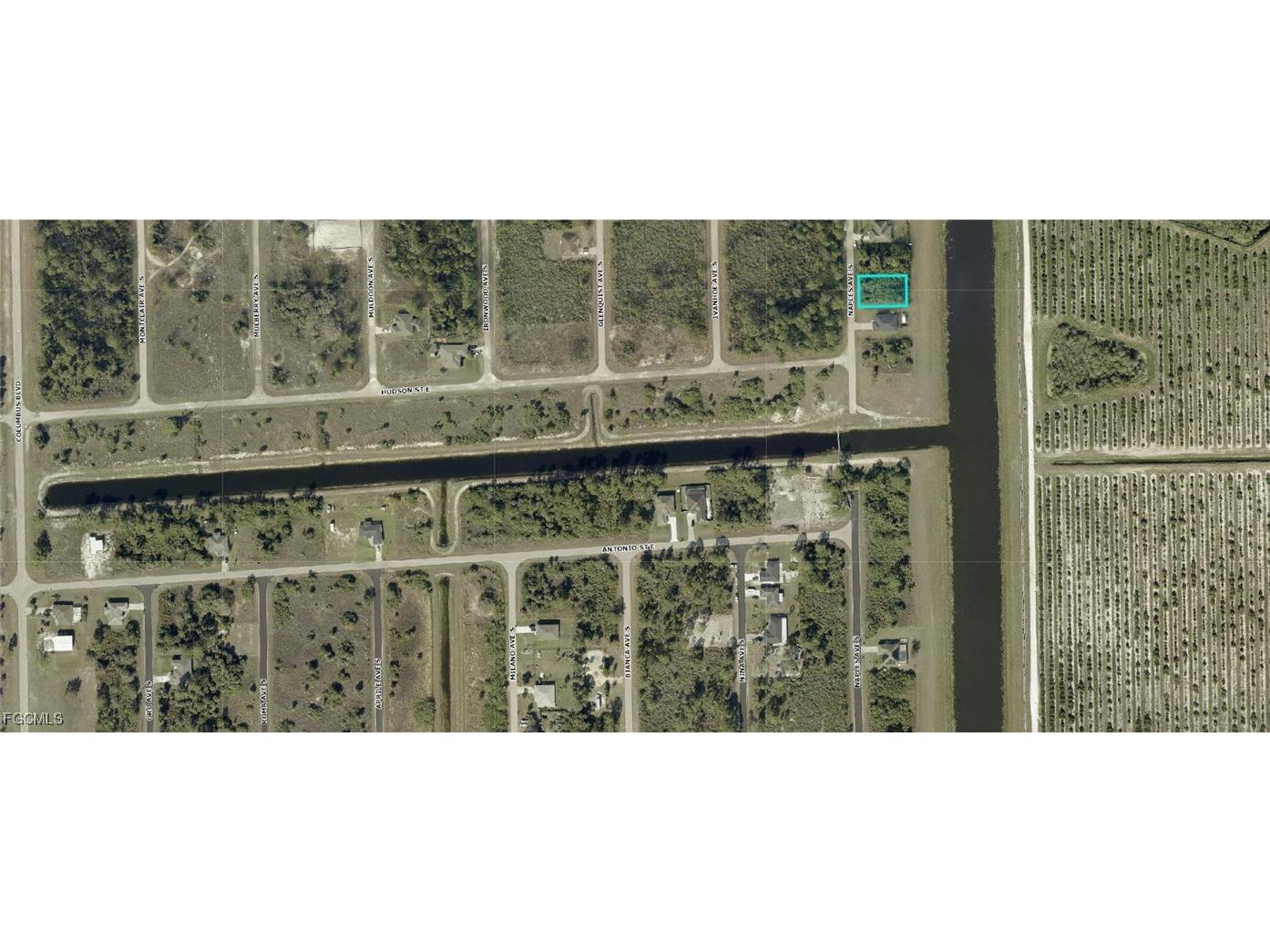 653 Naples Avenue S Lehigh Acres FL 33974 2025015473 image3