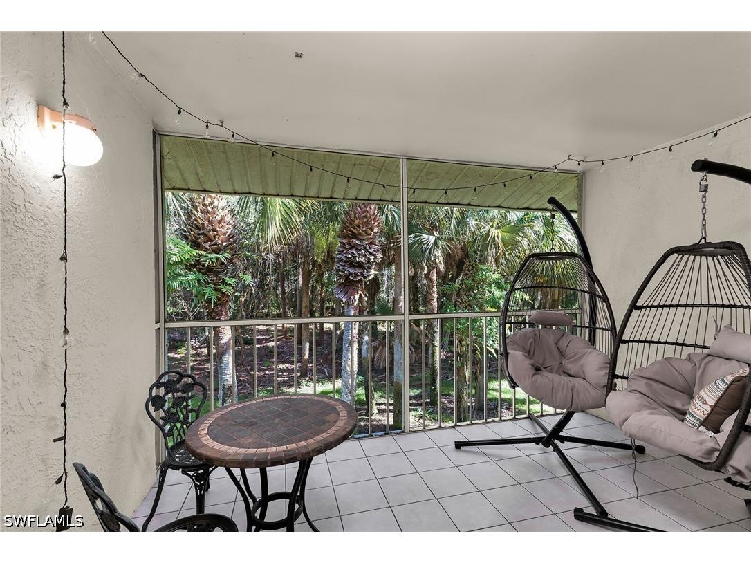653 Squire Circle #201 Naples FL 34104 226025598 image10