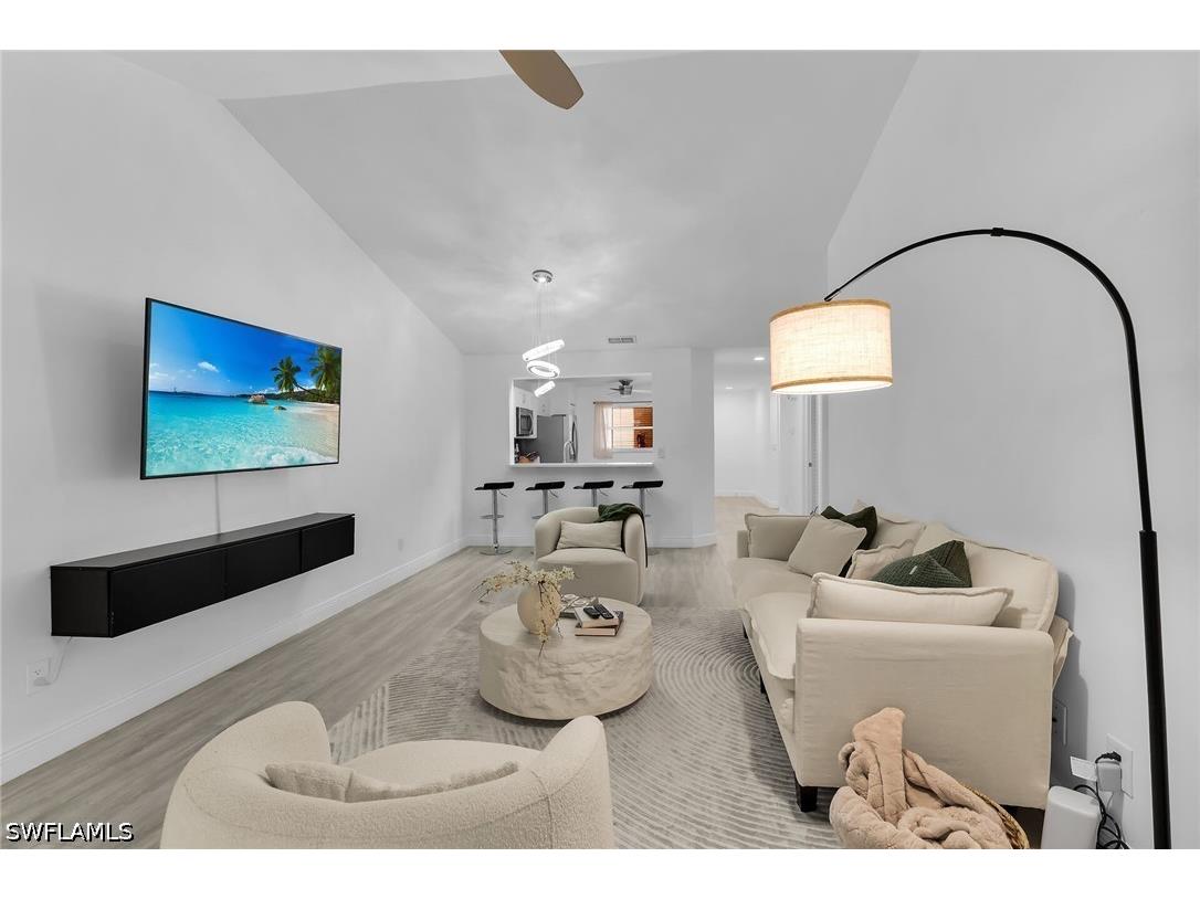 653 Squire Circle #201 Naples FL 34104 226025598 image12