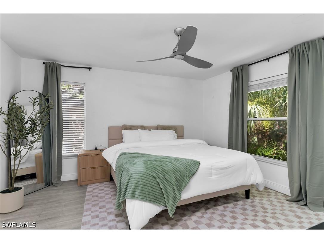 653 Squire Circle #201 Naples FL 34104 226025598 image13