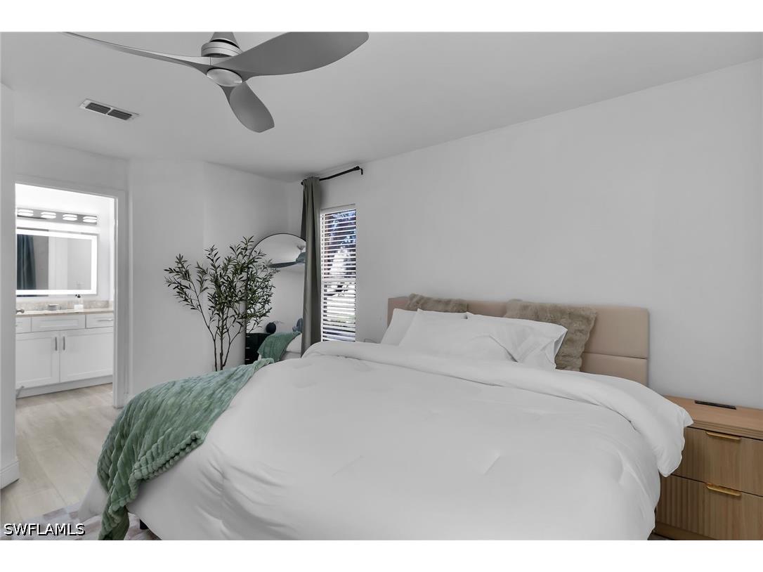 653 Squire Circle #201 Naples FL 34104 226025598 image14