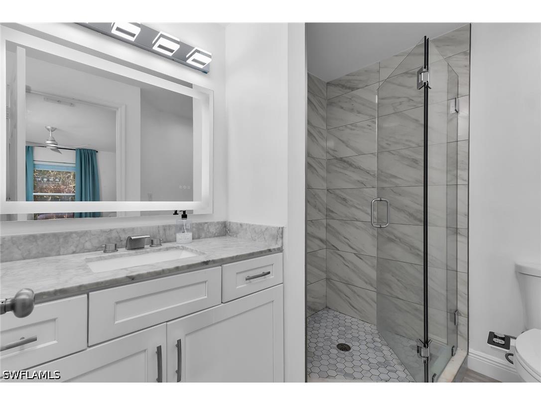 653 Squire Circle #201 Naples FL 34104 226025598 image15