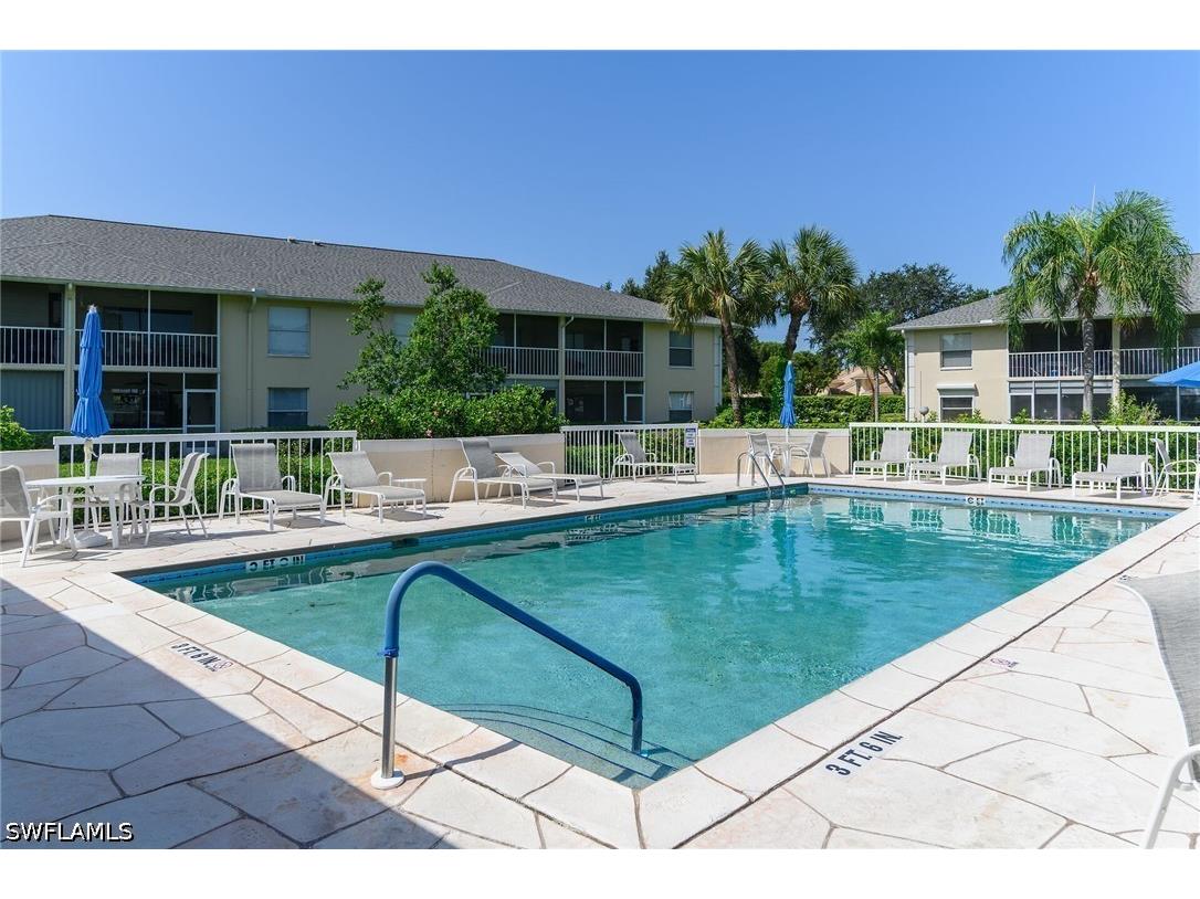653 Squire Circle #201 Naples FL 34104 226025598 image25