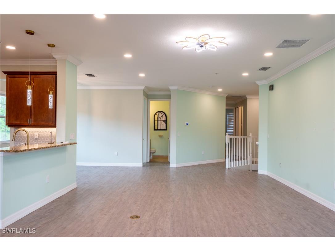 6533 Monterey Point #204 Naples FL 34105 225084733 image4