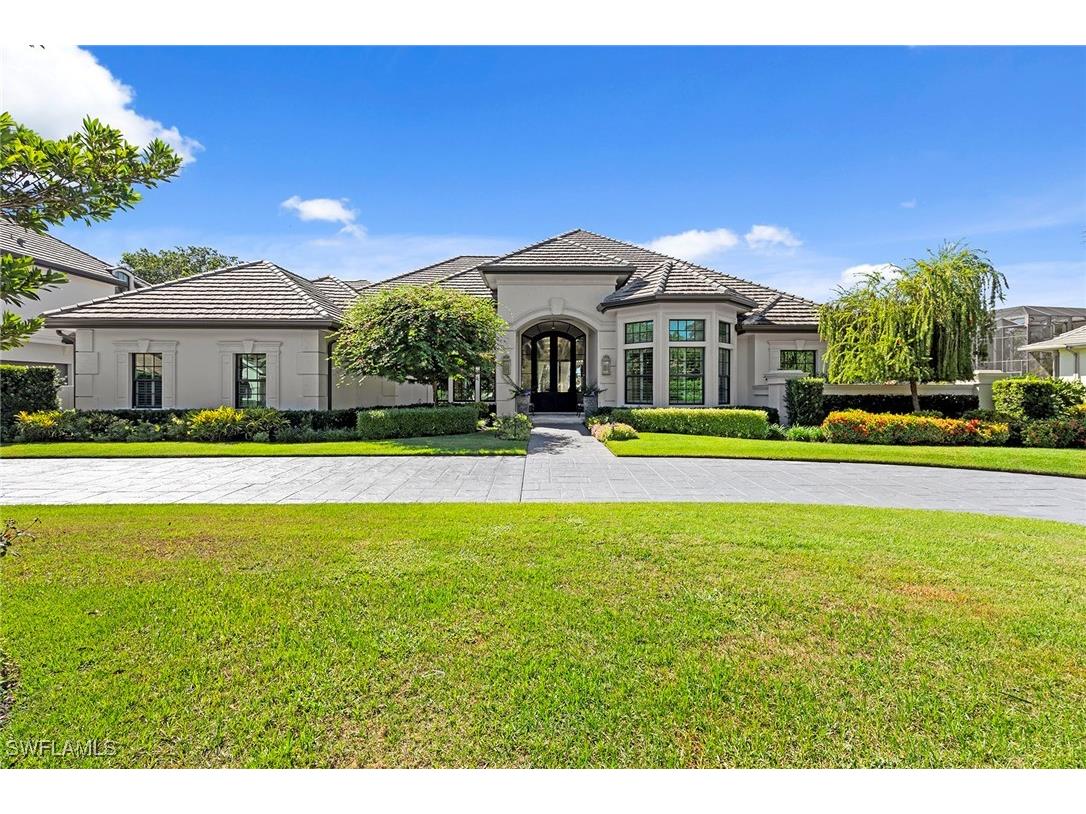 6536 Highcroft Drive Naples FL 34119 225075024 image2