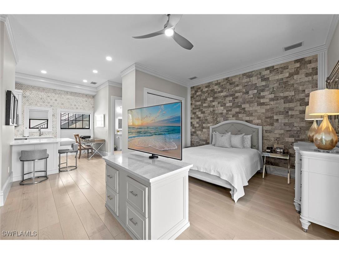 6536 Highcroft Drive Naples FL 34119 225075024 image27