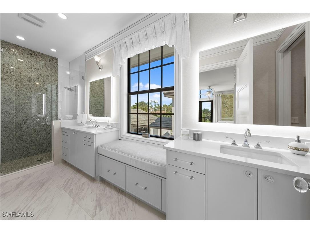 6536 Highcroft Drive Naples FL 34119 225075024 image32