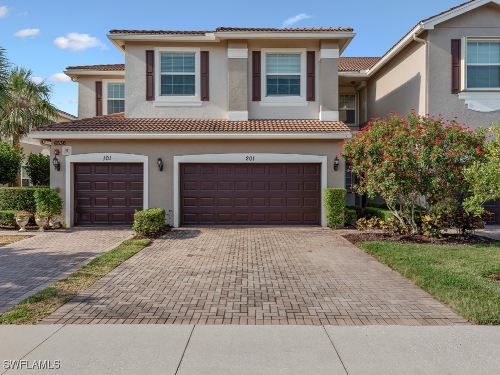 6536 Monterey Point #201 Naples FL 34105 225046263 image1