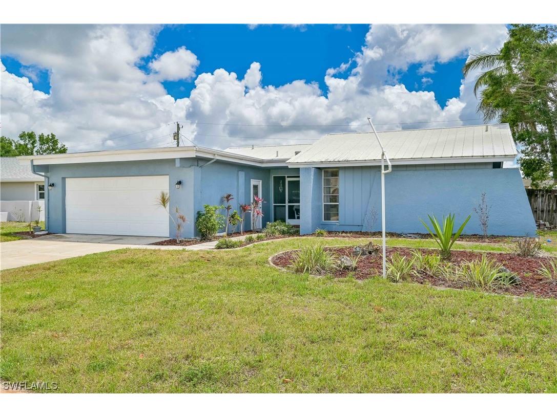 6537 Duquesne Drive Fort Myers FL 33919 223027672 image1