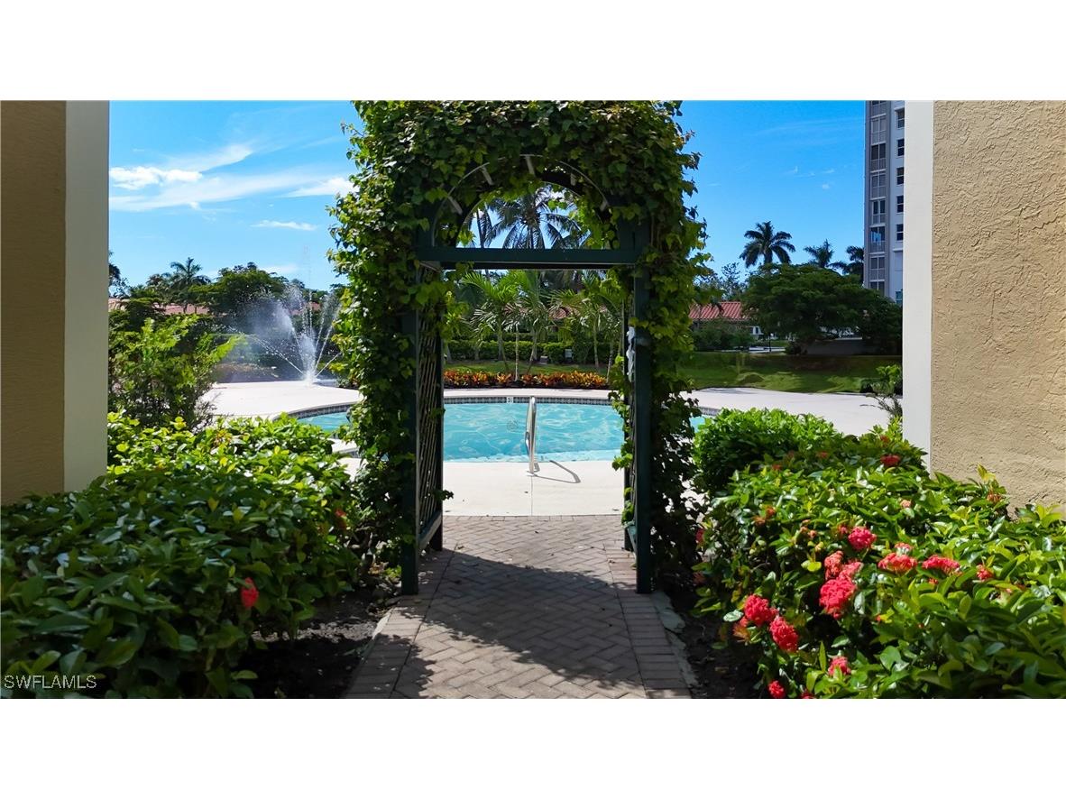 6537 Marissa Loop #11 Naples FL 34108 225067581 image28