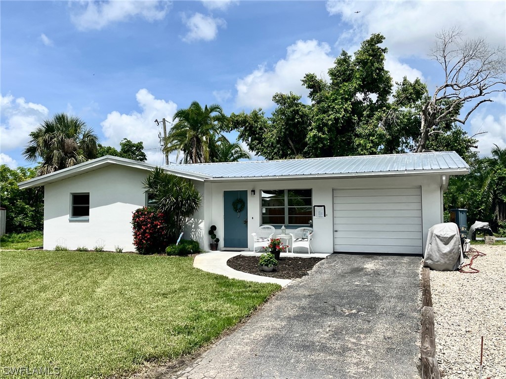 654 Camellia Drive North Fort Myers FL 33903 223048108 image1
