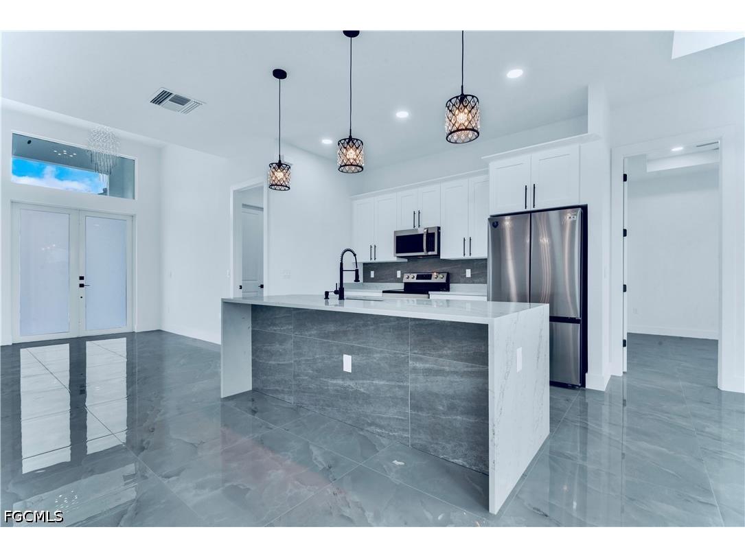 654 Trinity Street E Lehigh Acres FL 33974 2026025536 image11