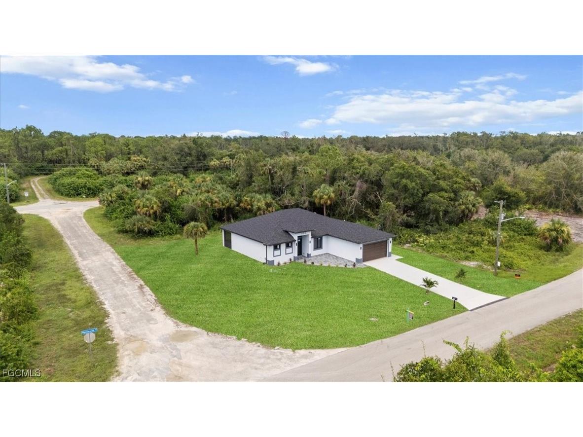 654 Wentworth Drive Lehigh Acres FL 33972 2025016266 image2