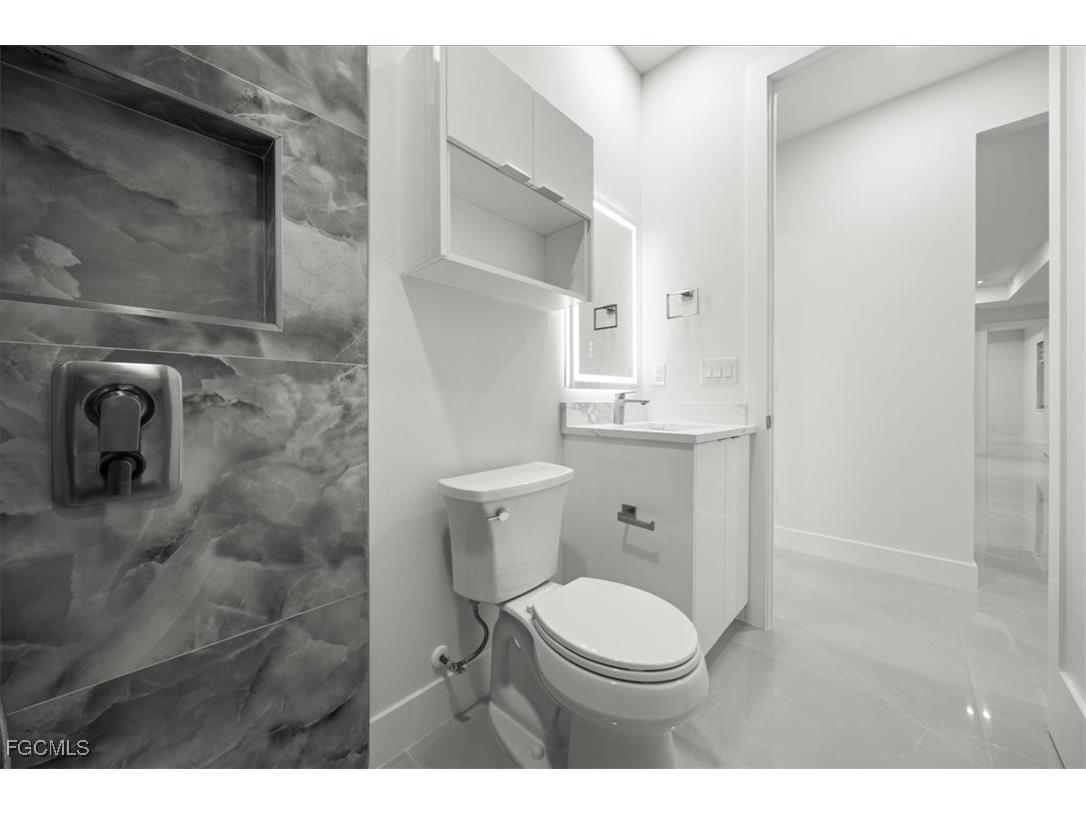 654 Wentworth Drive Lehigh Acres FL 33972 2025016266 image30