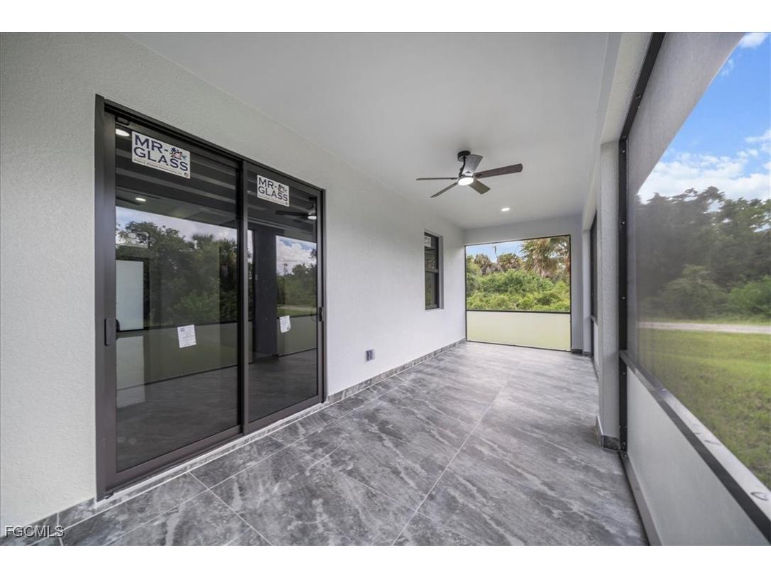 654 Wentworth Drive Lehigh Acres FL 33972 2025016266 image41