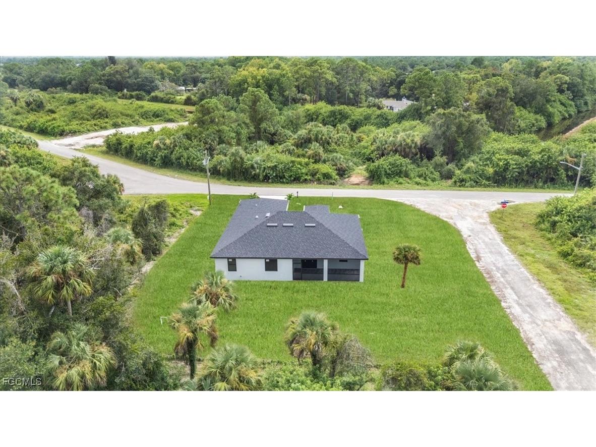 654 Wentworth Drive Lehigh Acres FL 33972 2025016266 image46