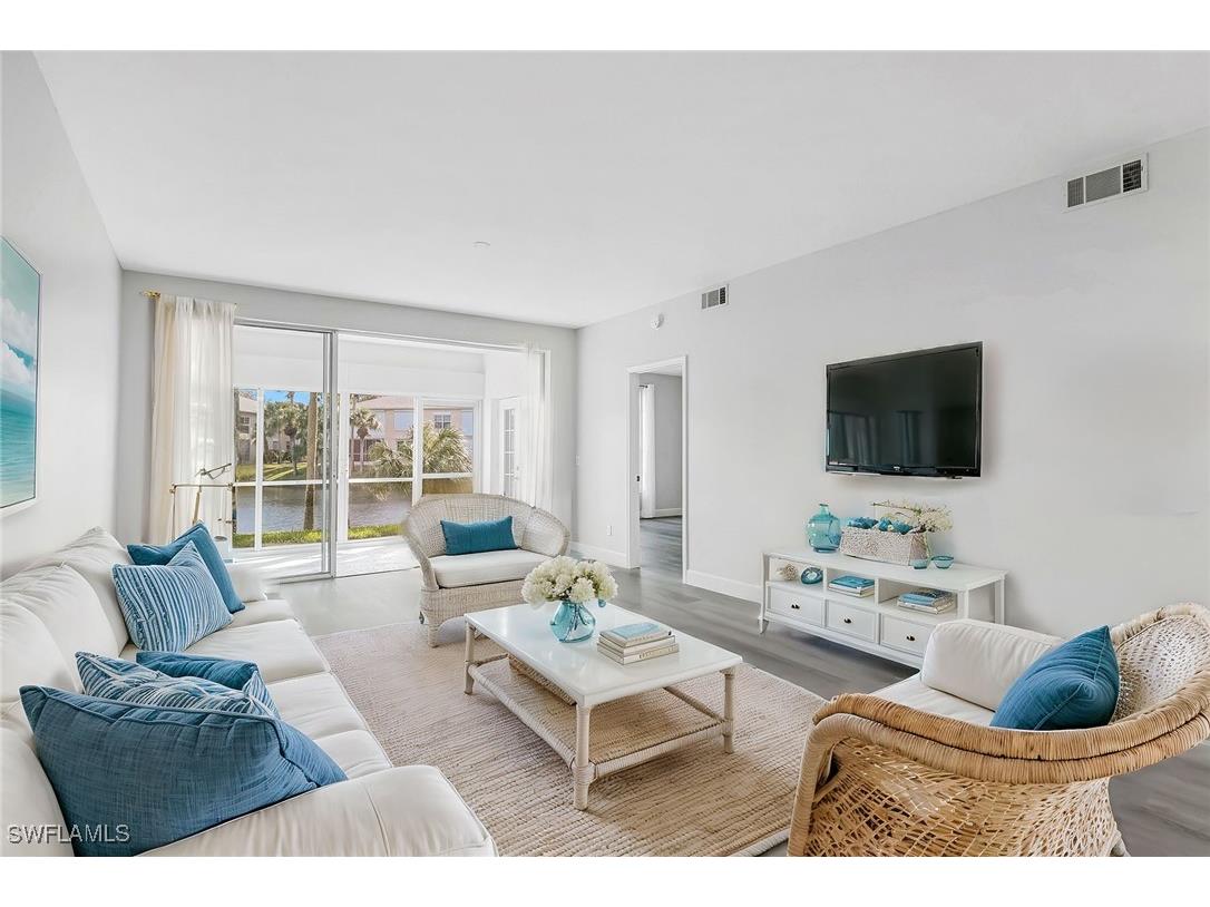654 Wiggins Lake Drive #101 Naples FL 34110 224088680 image1