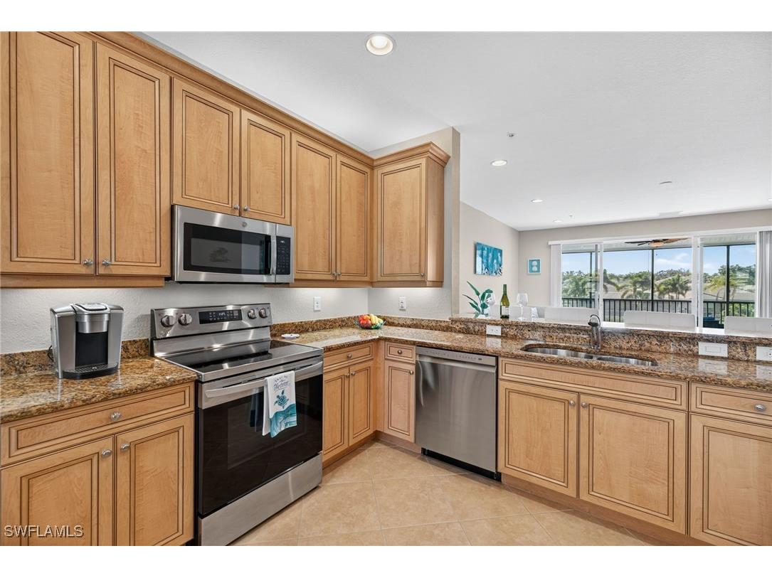 6540 Monterey Point #203 Naples FL 34105 225079823 image12