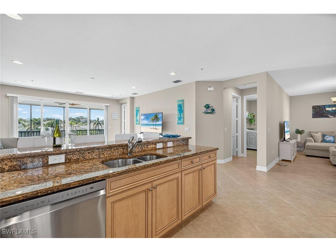6540 Monterey Point #203 Naples FL 34105 225079823 image9